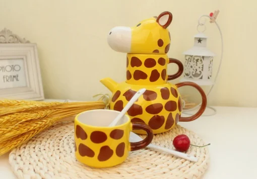 Cute giraffe ceramic water cup